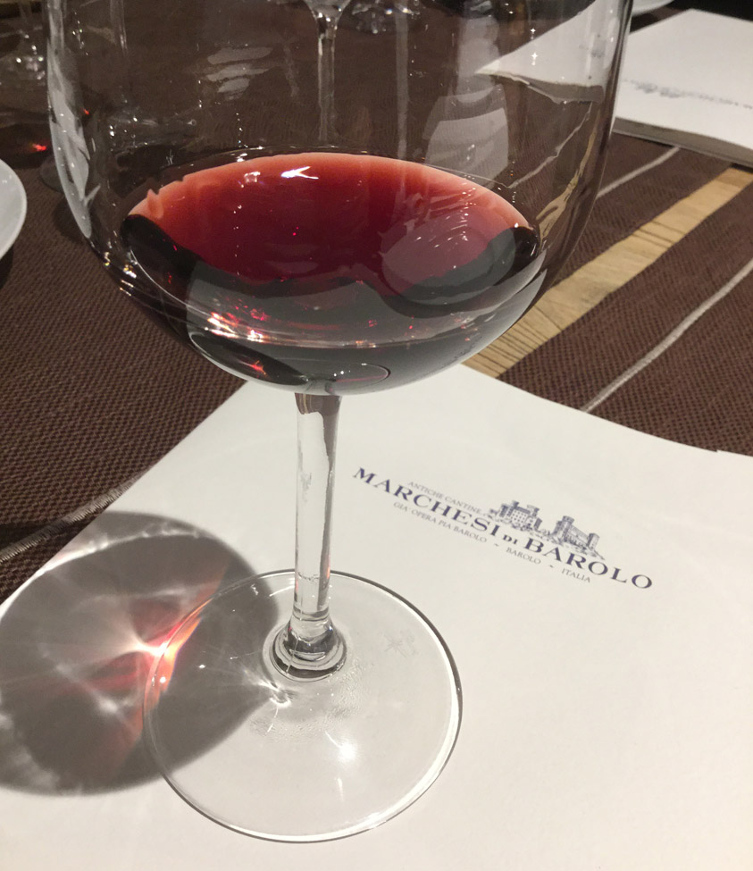 marchesi-di-barolo-calice-wine-tasting-cru